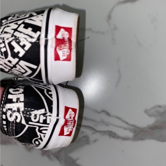 Vans Off The Wall Sneakers, Black White Words Script, Size 7.5 Women’s - Picture 3 of 8